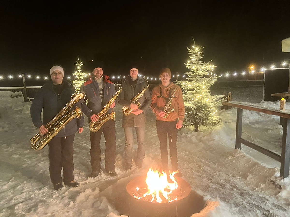 2024-12-08 Christmas Sax beim Advent in Zaunhof