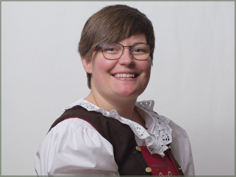 Angela Larcher